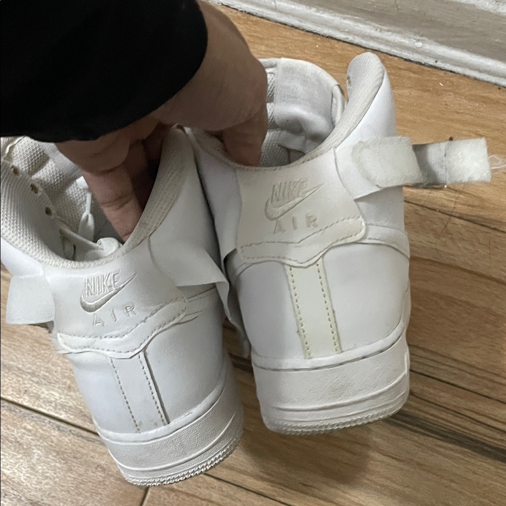 Nike White Air Sneakers - Picture 2 of 4